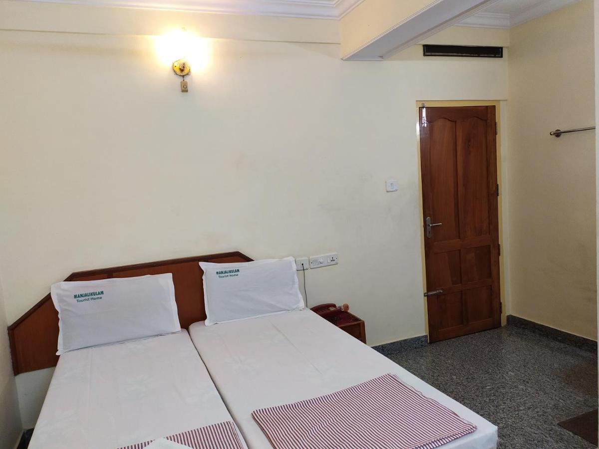 Manjalikulam Tourist Home Тривандрум Экстерьер фото